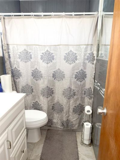 341 NE 164th Street, Miami, FL 33162 Photo