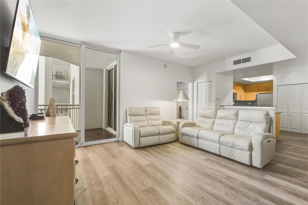 511 SE 5th Ave, Unit 2119, Fort Lauderdale, FL 33301 Photo