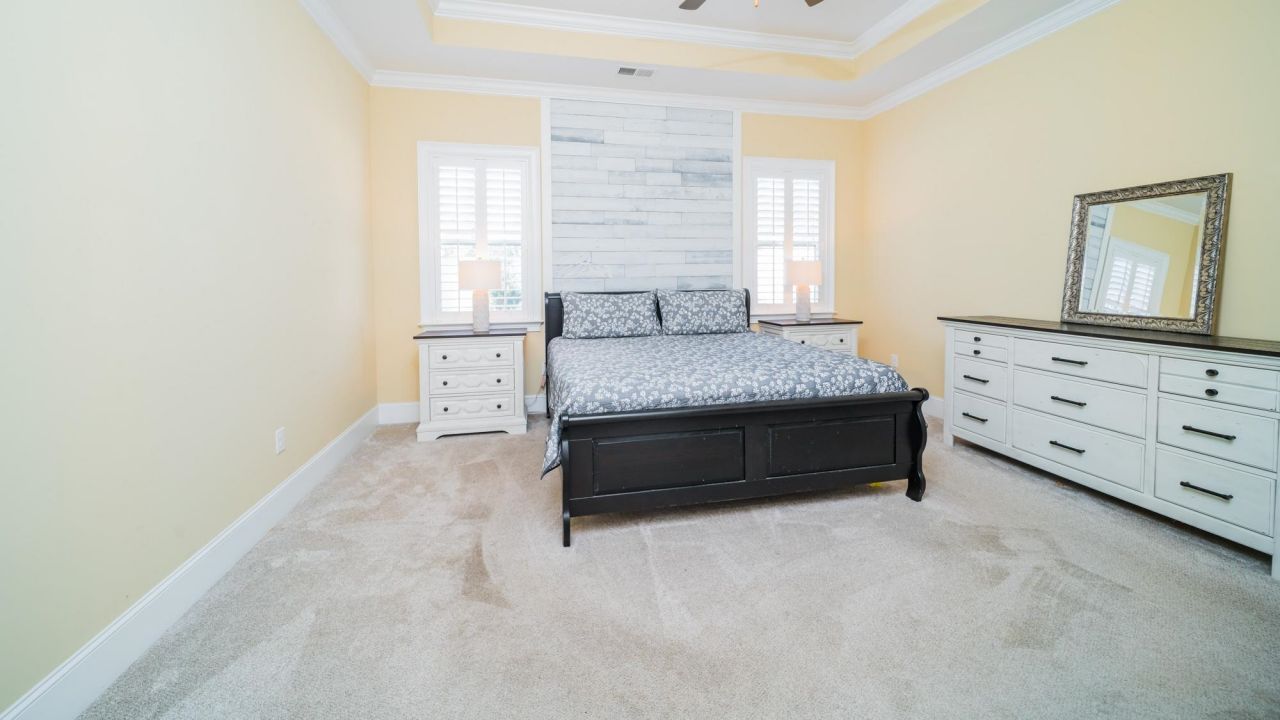 421 Waterfall Circle Photo 16