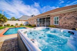 421 Waterfall Circle photo 4