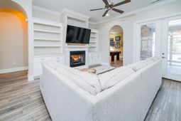 421 Waterfall Circle photo 4