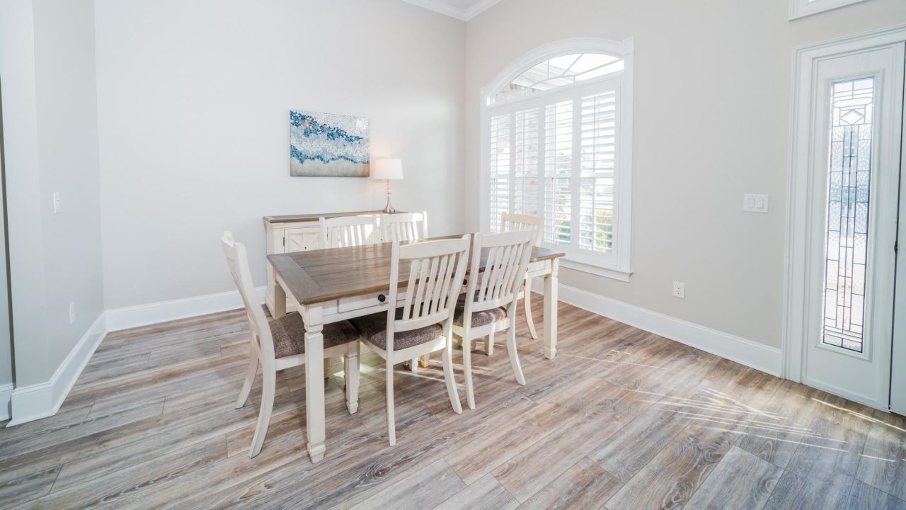 421 Waterfall Circle Photo 7