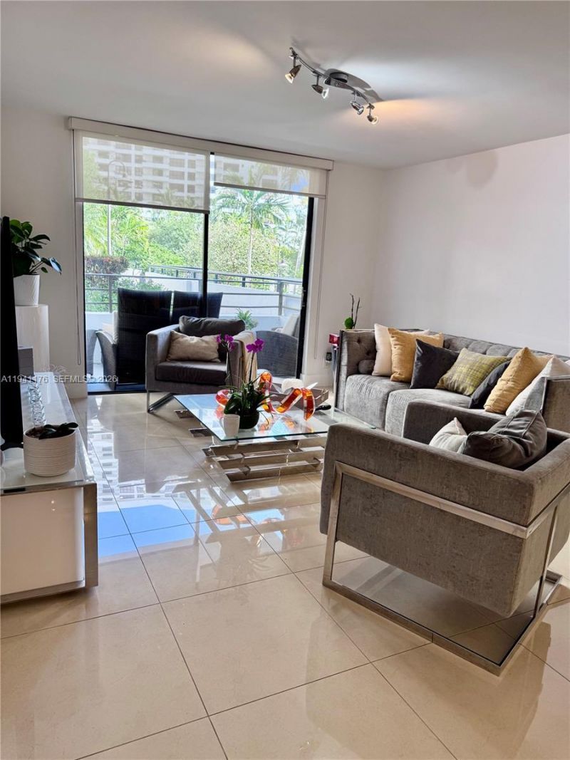 600 Three Islands Blvd, Unit 115, Hallandale Beach, FL 33009 Photo