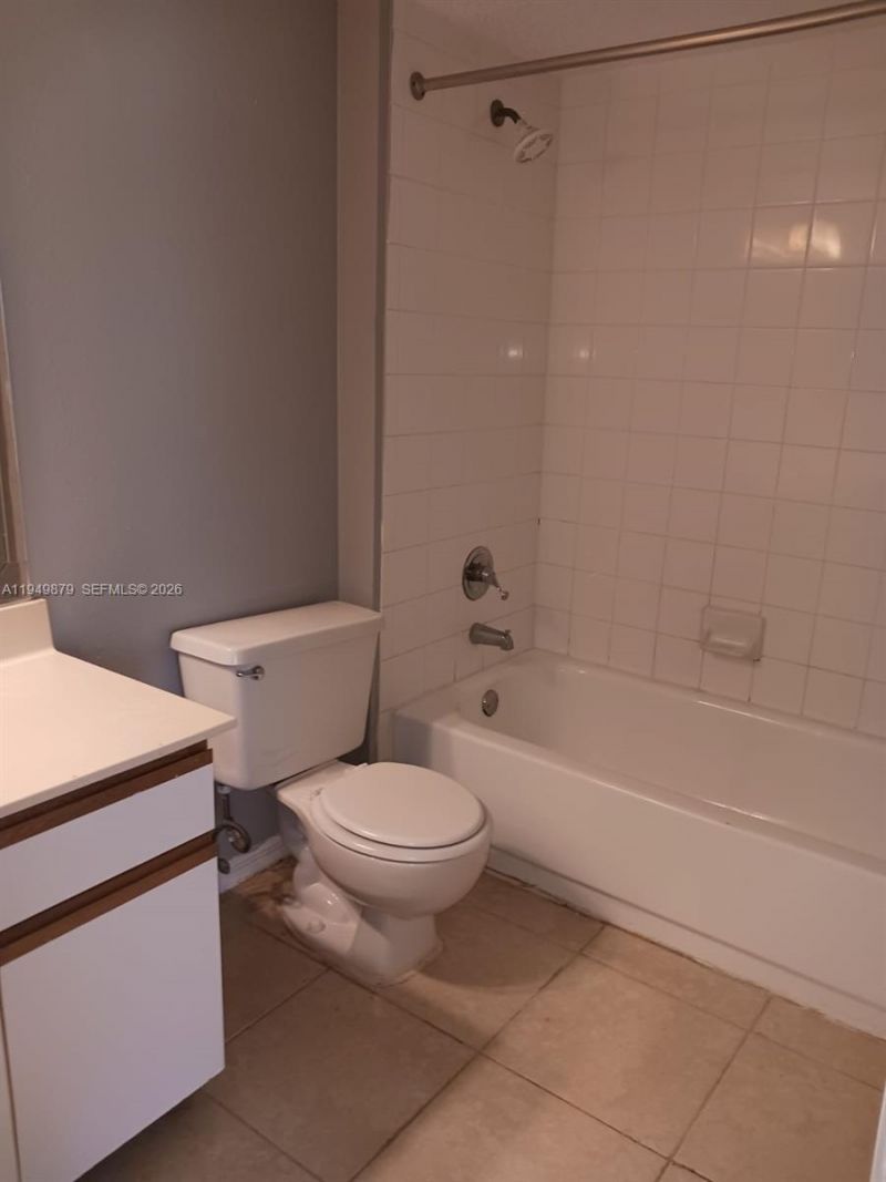 Please Call For Address, Unit H207, Pompano Beach, FL 33069 Photo