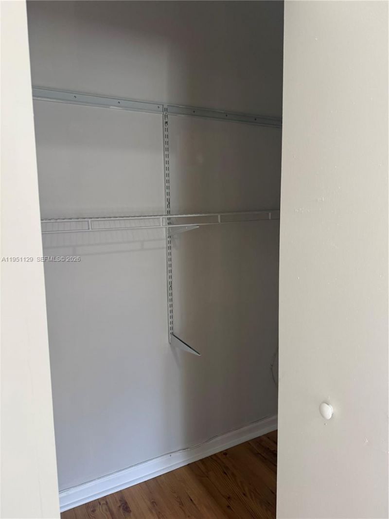 576 NE 63rd St, Unit 8, Miami, FL 33138 Photo