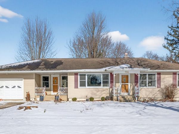 726 Jackson Street, Marengo, IL 60152