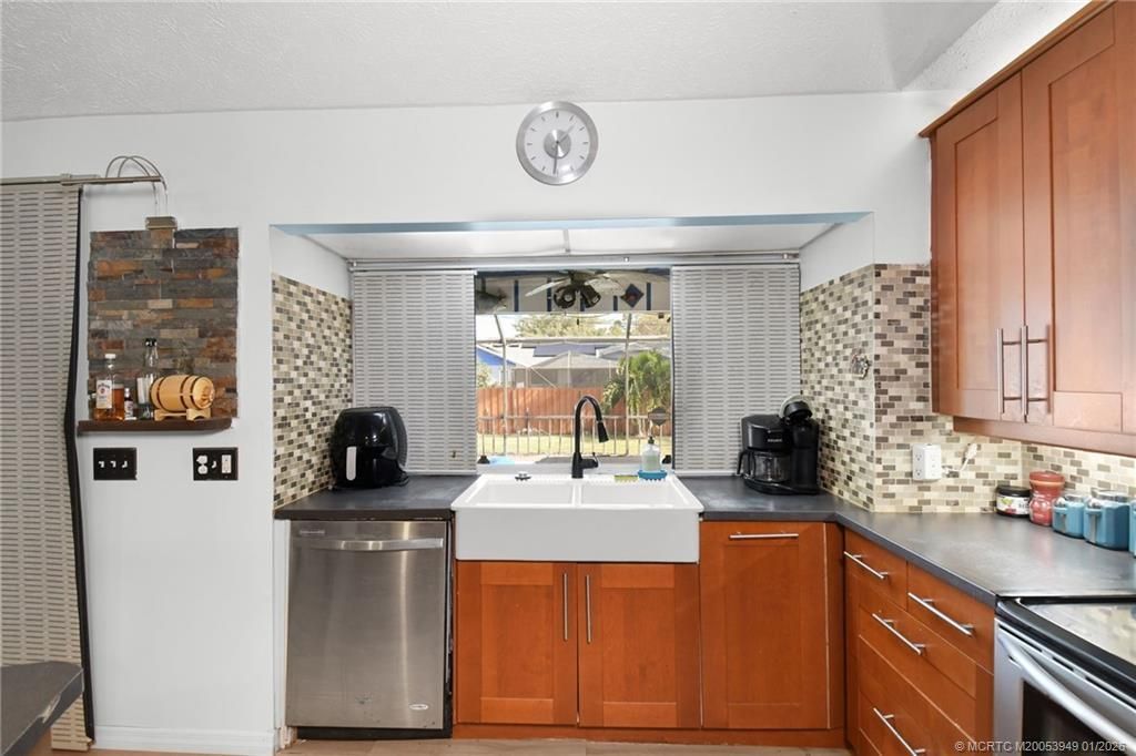 2281 SE Mcmaster Street, Port Saint Lucie, FL 34952 Photo