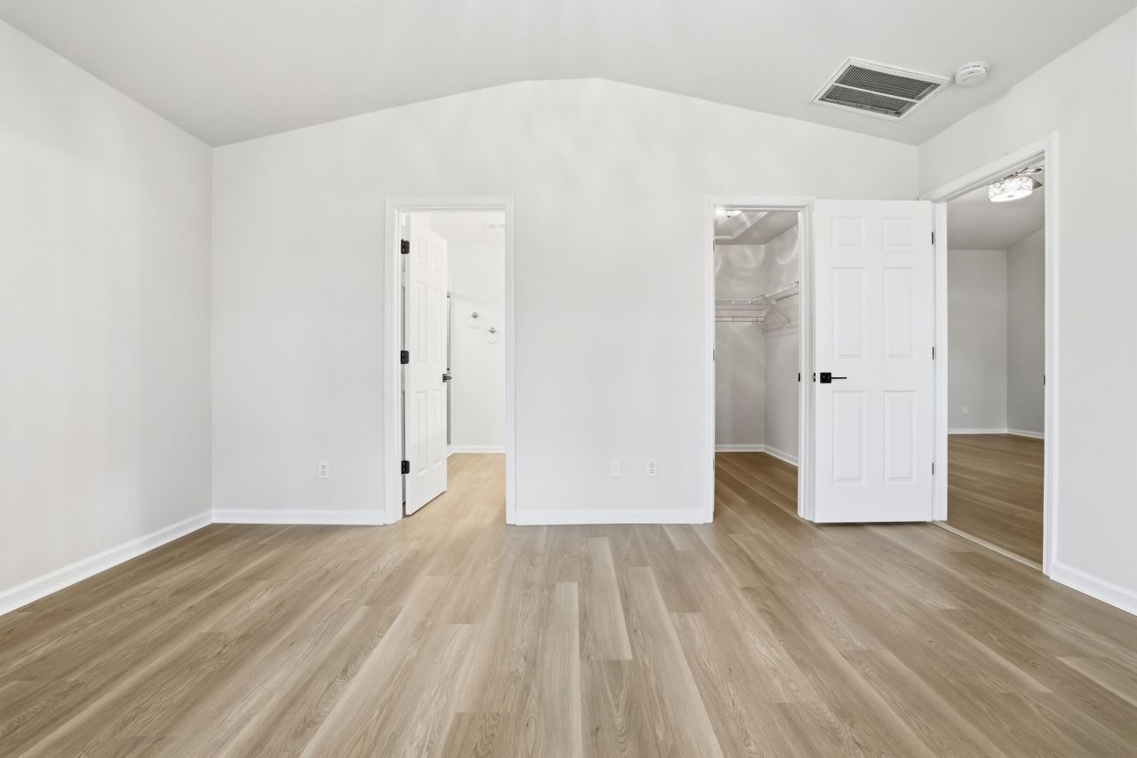 4566 Fringetree Dr. Photo 12