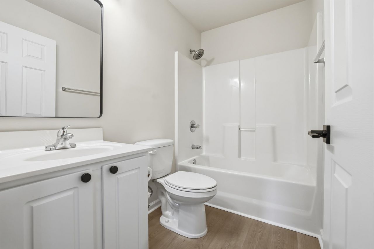 4566 Fringetree Dr. Photo 17