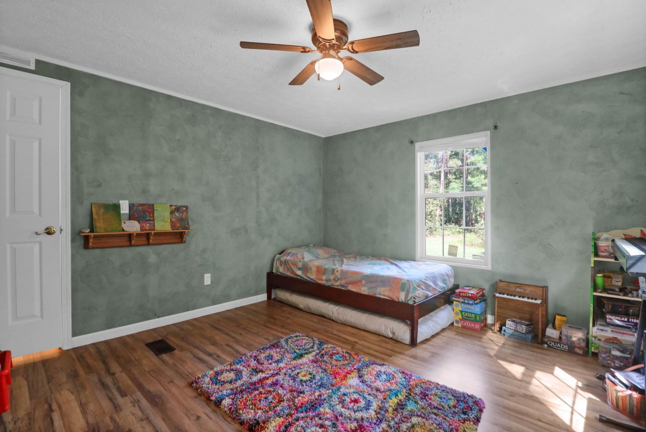 110 Copperhead Court Photo 18