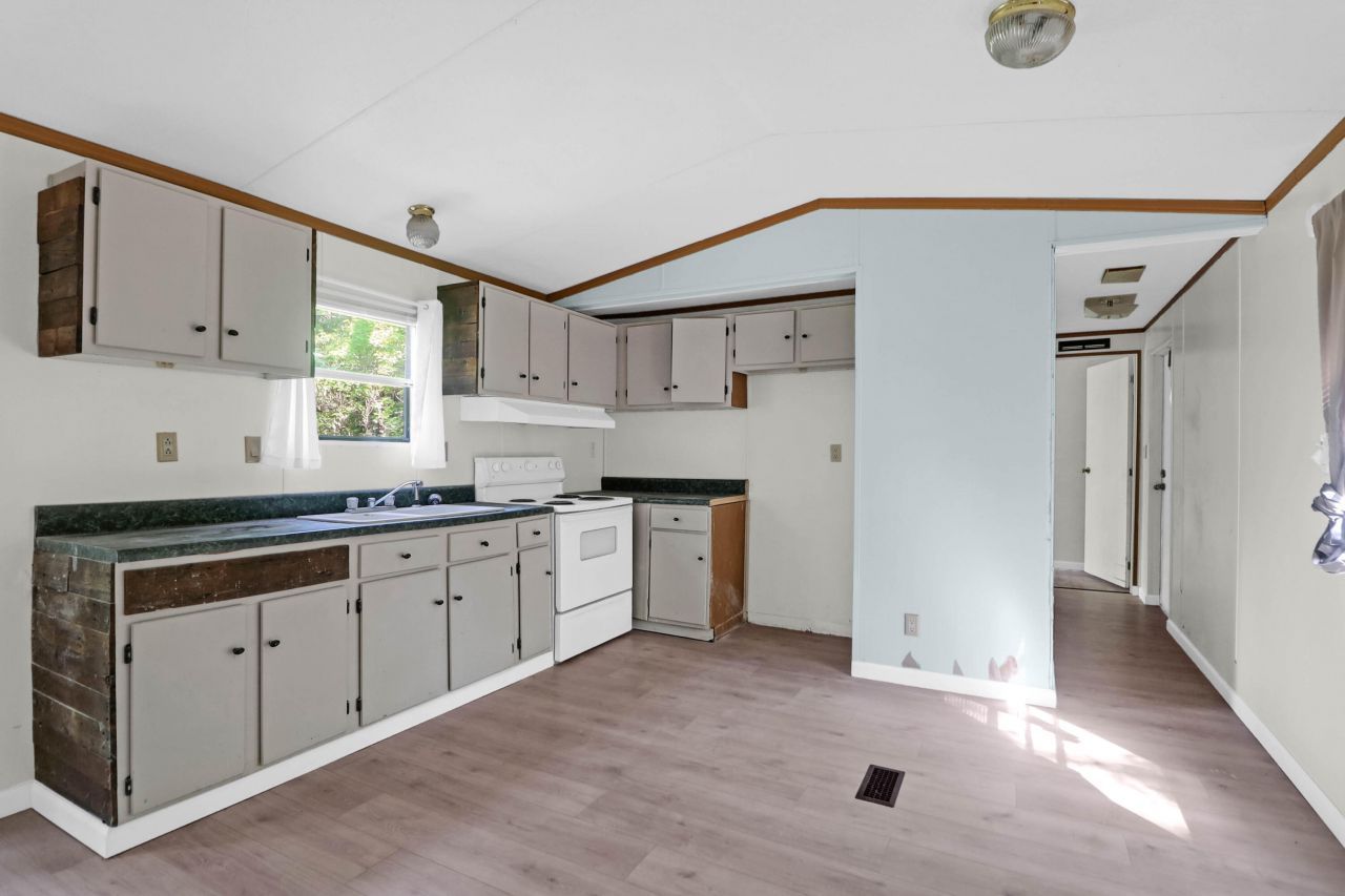 110 Copperhead Court Photo 43