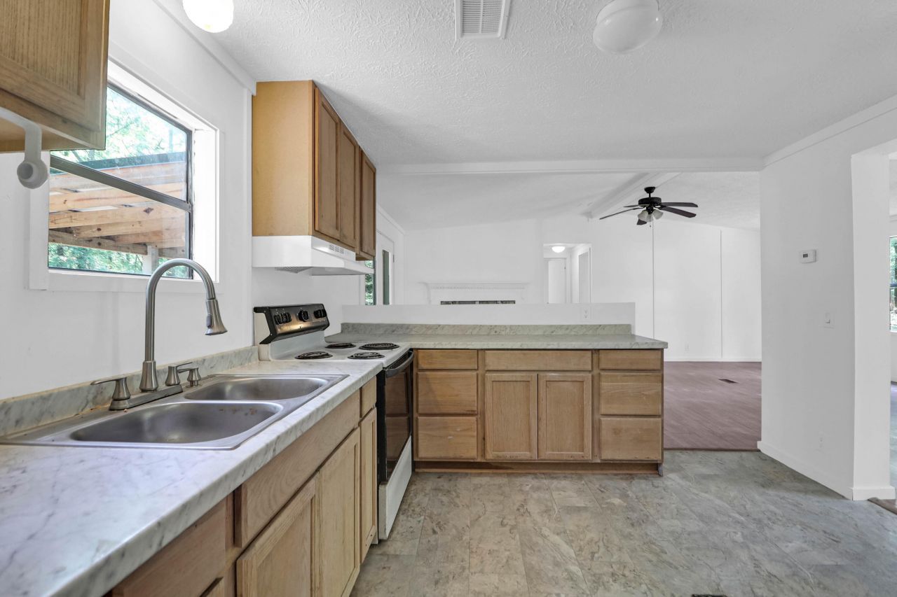 110 Copperhead Court Photo 59