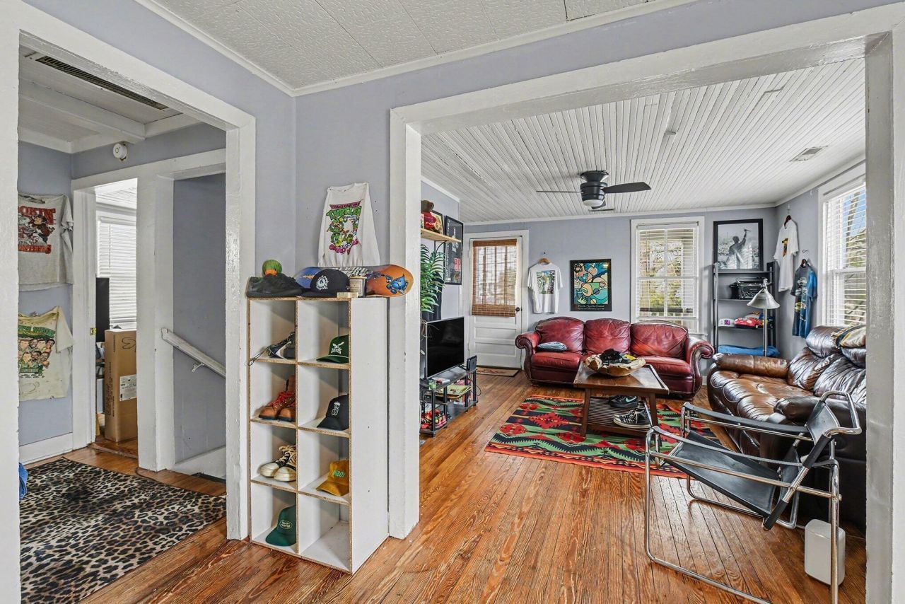 81 Simons Street Photo 22