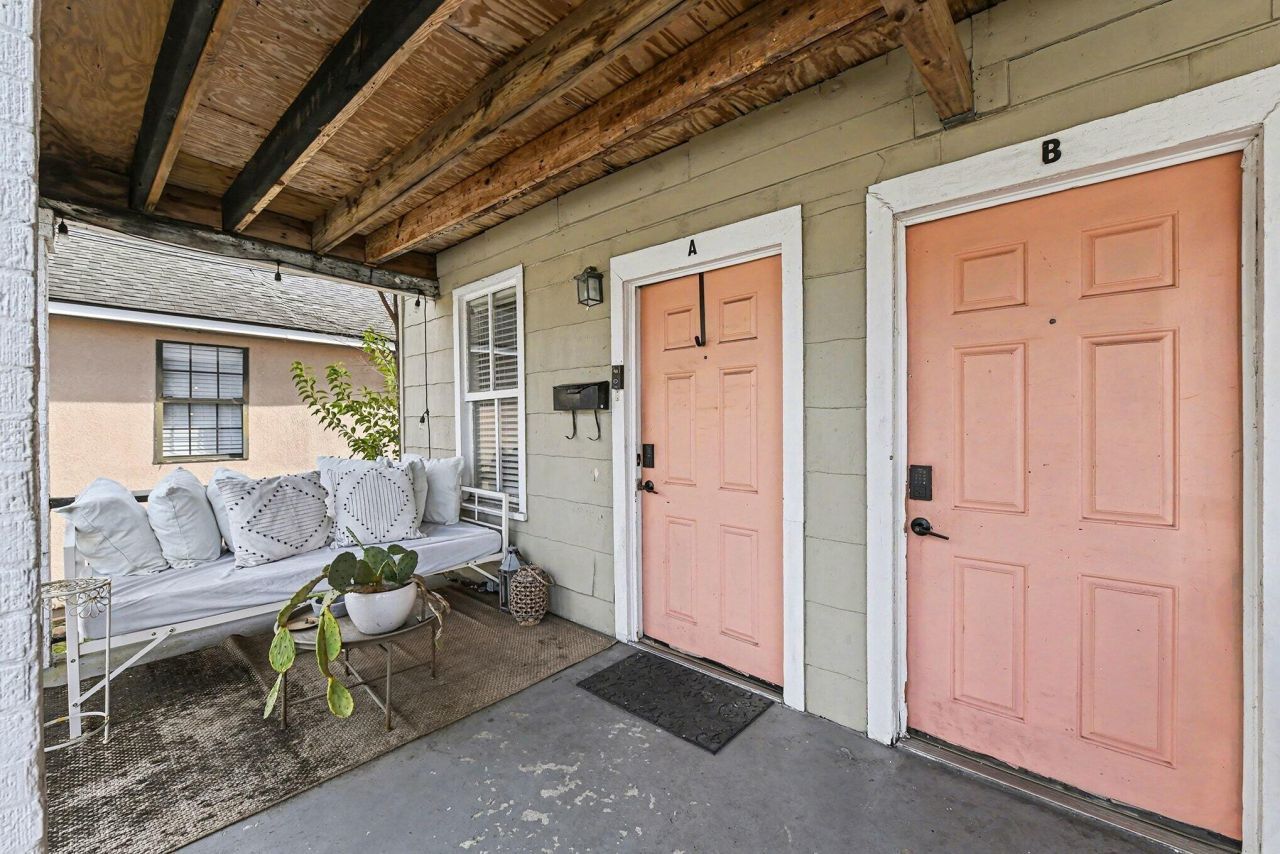 81 Simons Street Photo 4