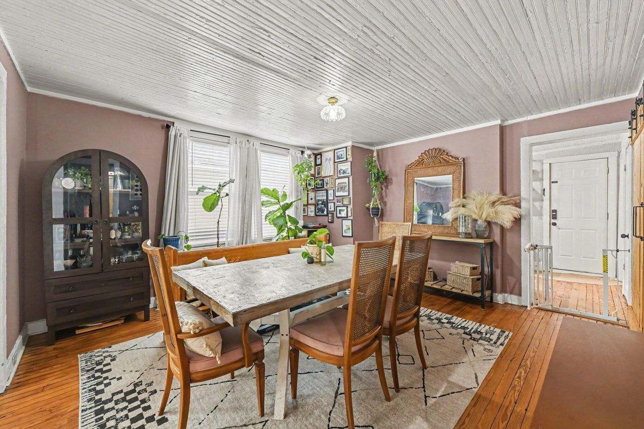 81 Simons Street Photo 7