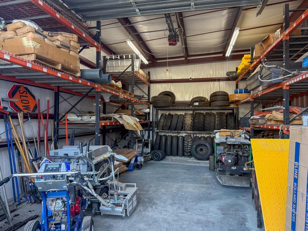 694 Greyback Road Photo 12