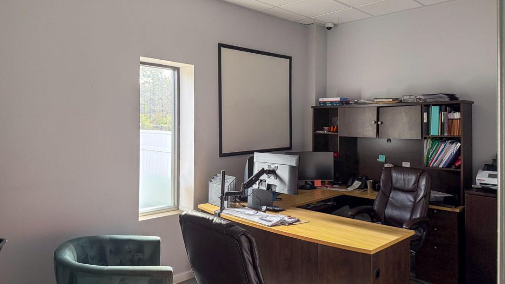 694 Greyback Road Photo 20