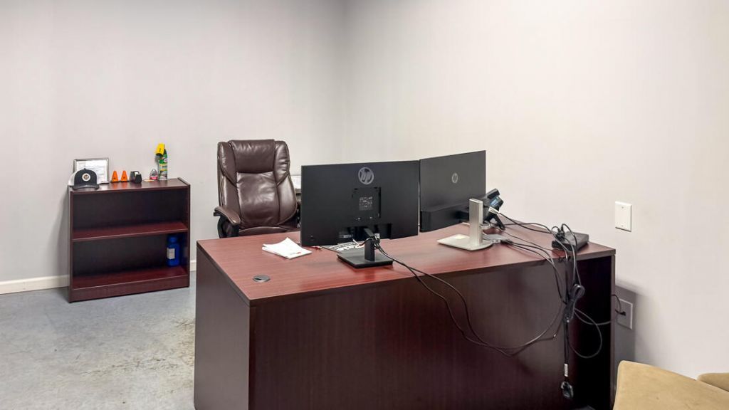 694 Greyback Road Photo 22