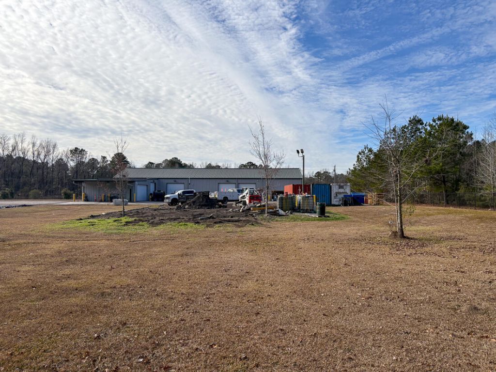 694 Greyback Road Photo 24