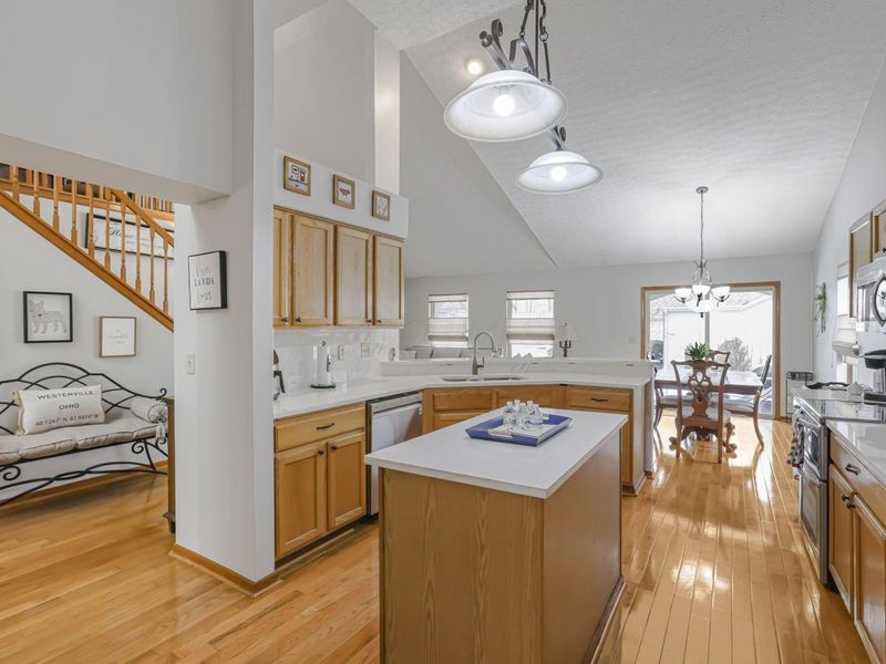 6471 Margaret Drive, Westerville, OH 43082 Photo 4