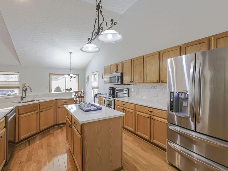 6471 Margaret Drive, Westerville, OH 43082 Photo 9