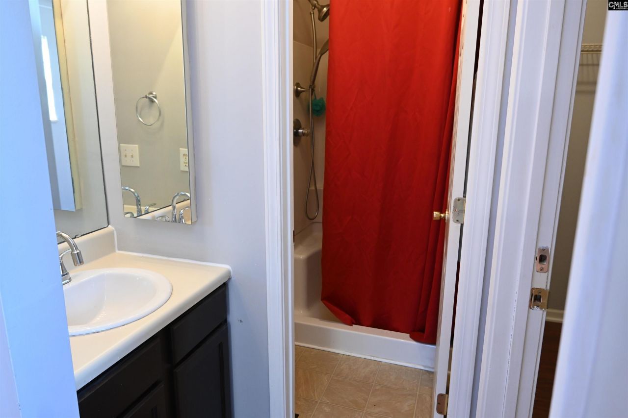 68 Cherry Grove Drive  Photo 13