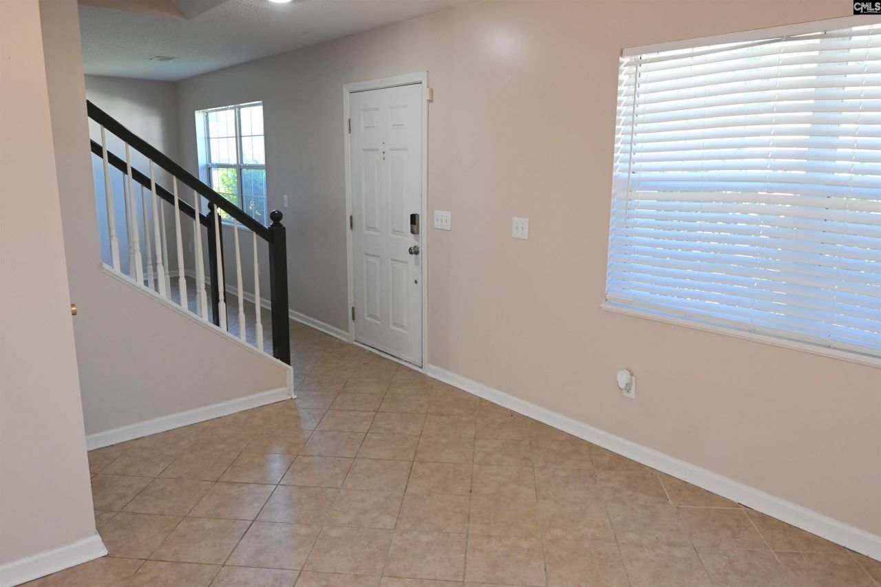 68 Cherry Grove Drive  Photo 4