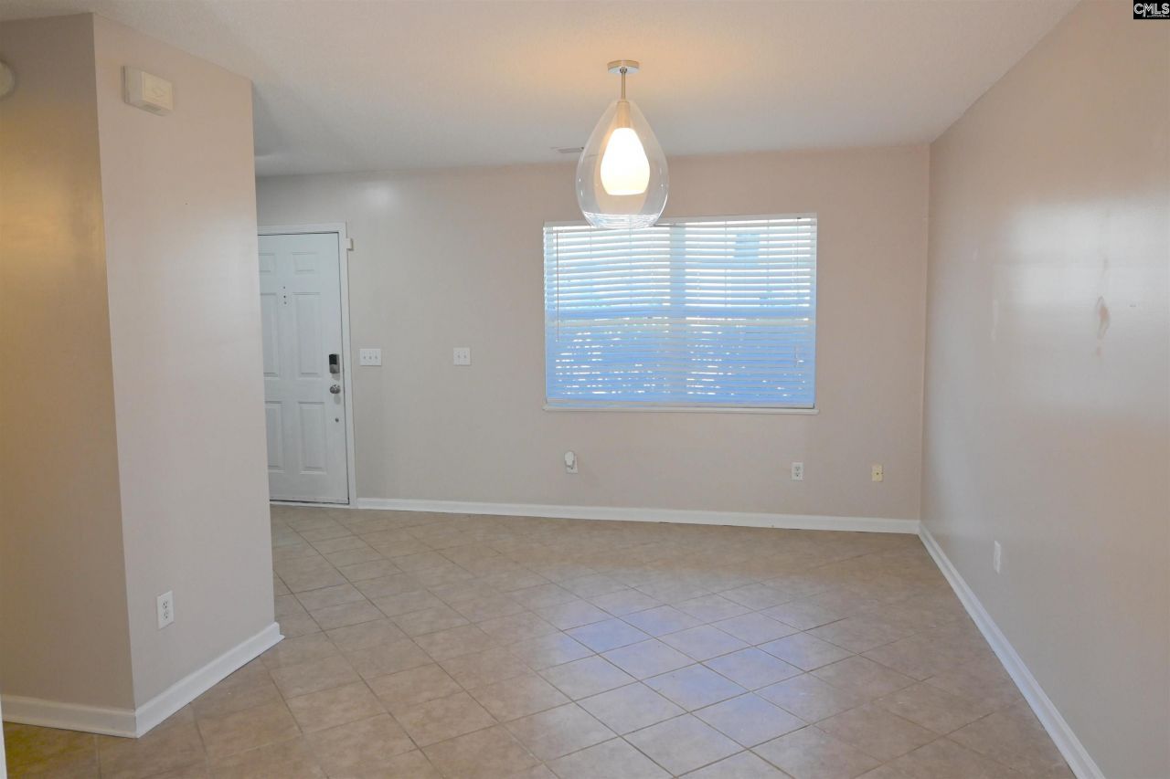 68 Cherry Grove Drive  Photo 7