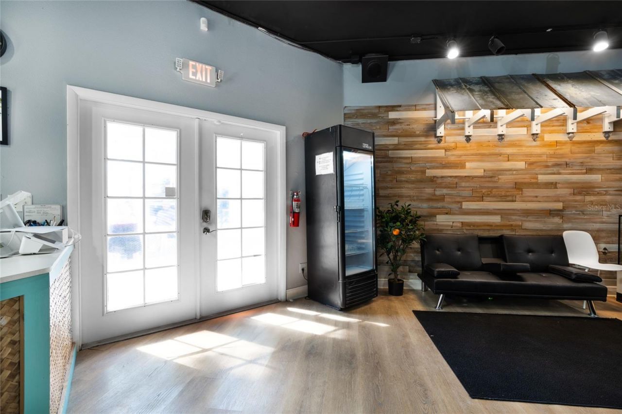 384 Flagler Avenue, New Smyrna Beach, FL 32169 Photo