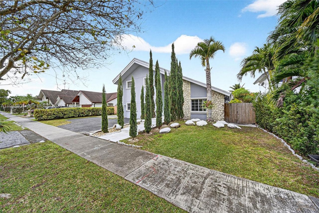 10720 SW 142nd Ave, Miami, FL 33186 Photo