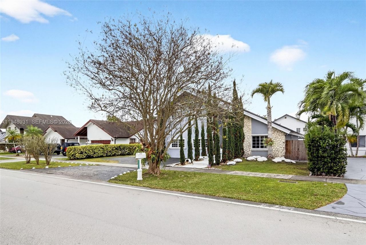 10720 SW 142nd Ave, Miami, FL 33186 Photo