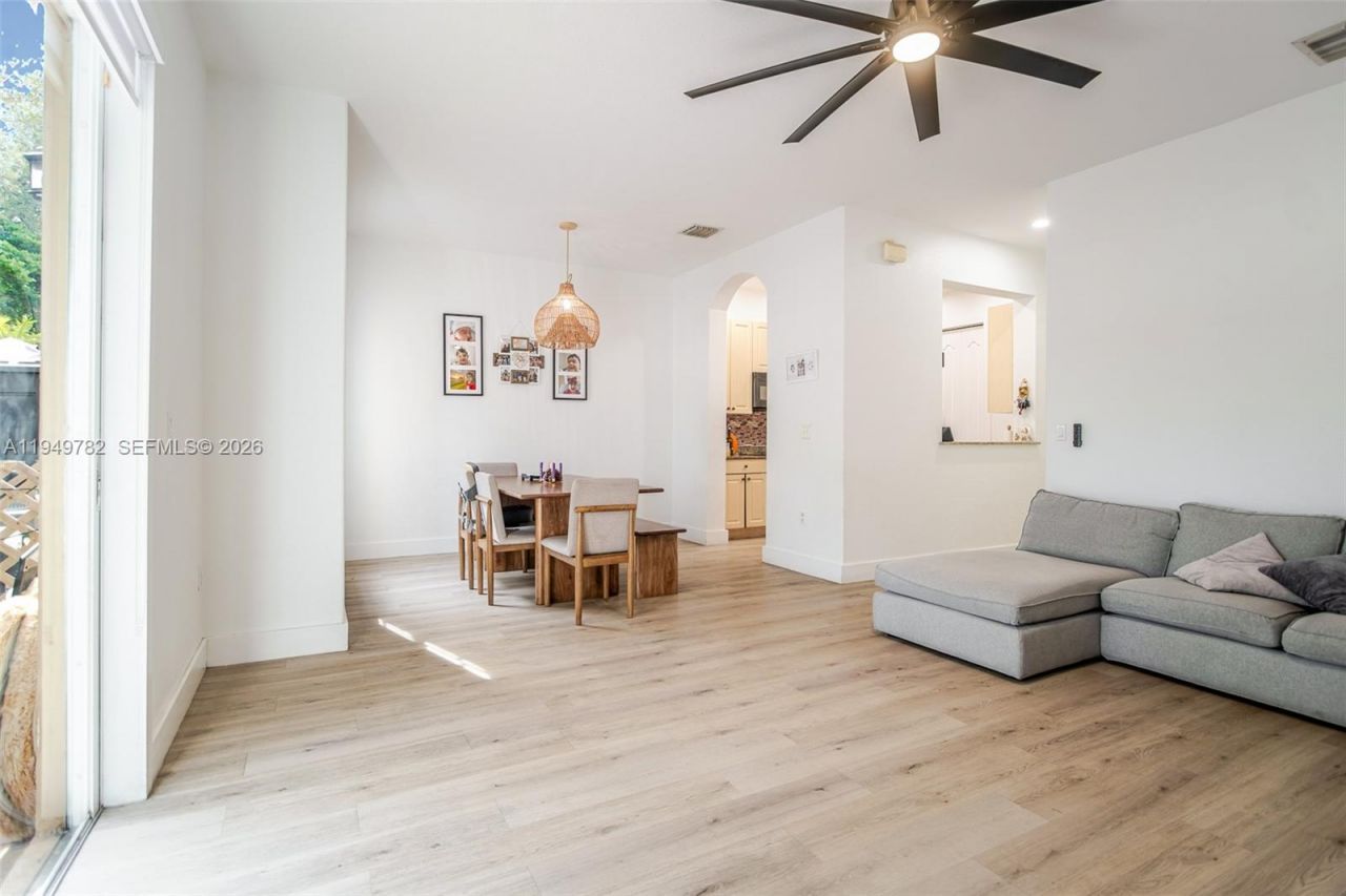 4414 Morgan Ln , Davie, FL 33328 Photo