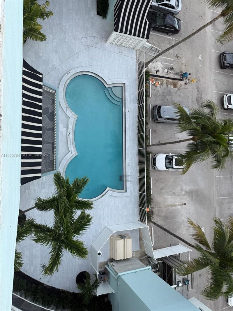 3250 NE 28th St, Unit 403, Fort Lauderdale, FL 33308 Photo