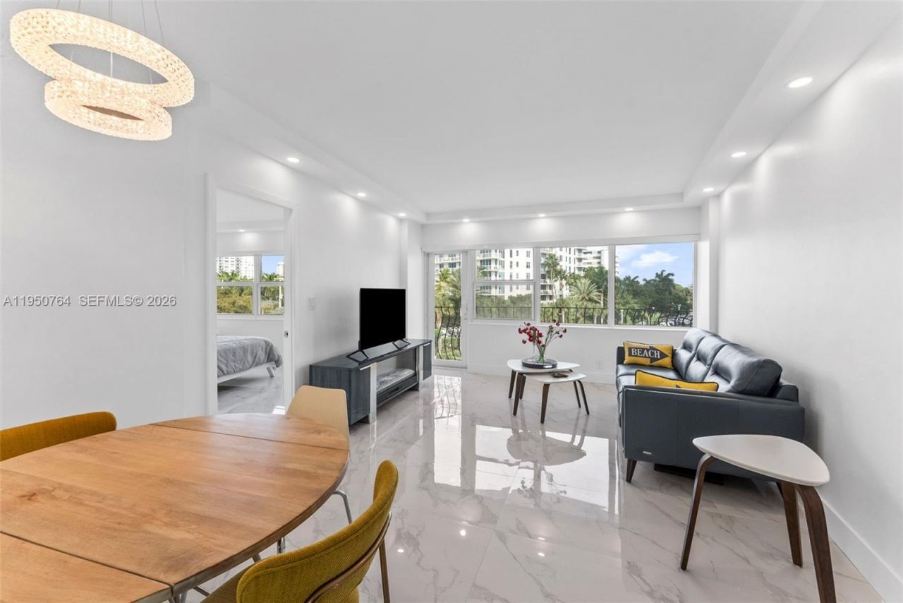 3250 NE 28th St, Unit 403, Fort Lauderdale, FL 33308 Photo