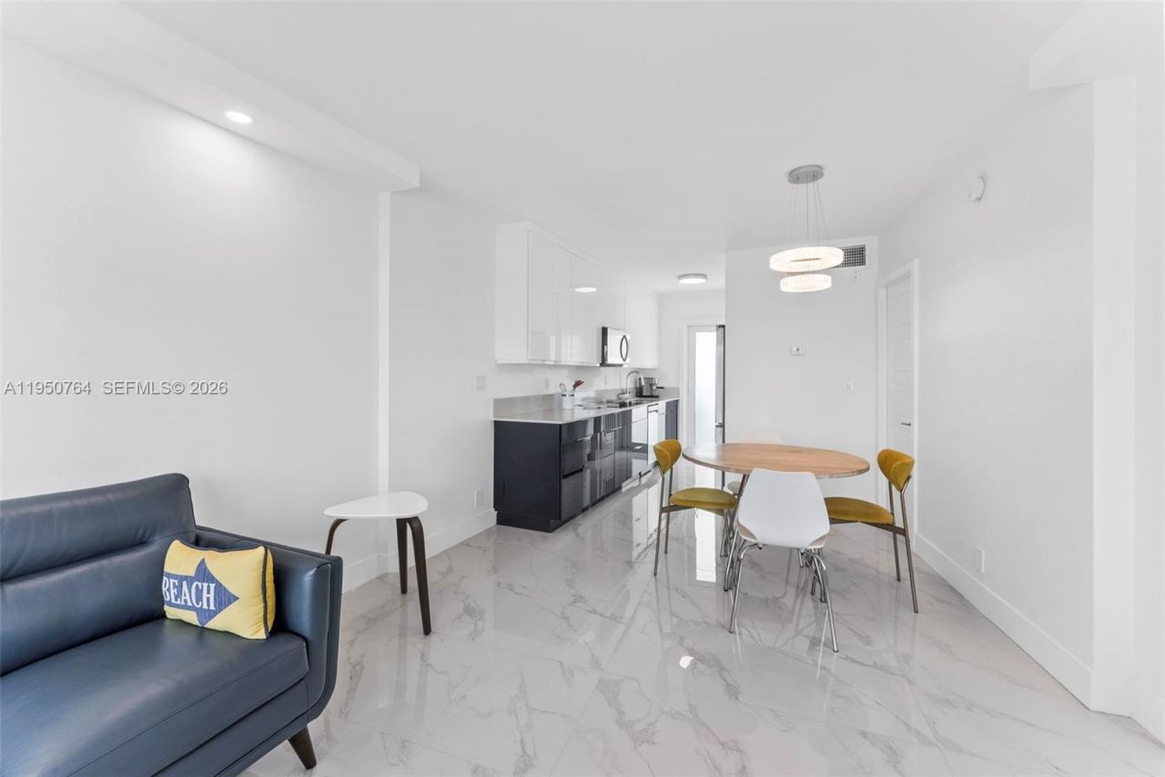 3250 NE 28th St, Unit 403, Fort Lauderdale, FL 33308 Photo