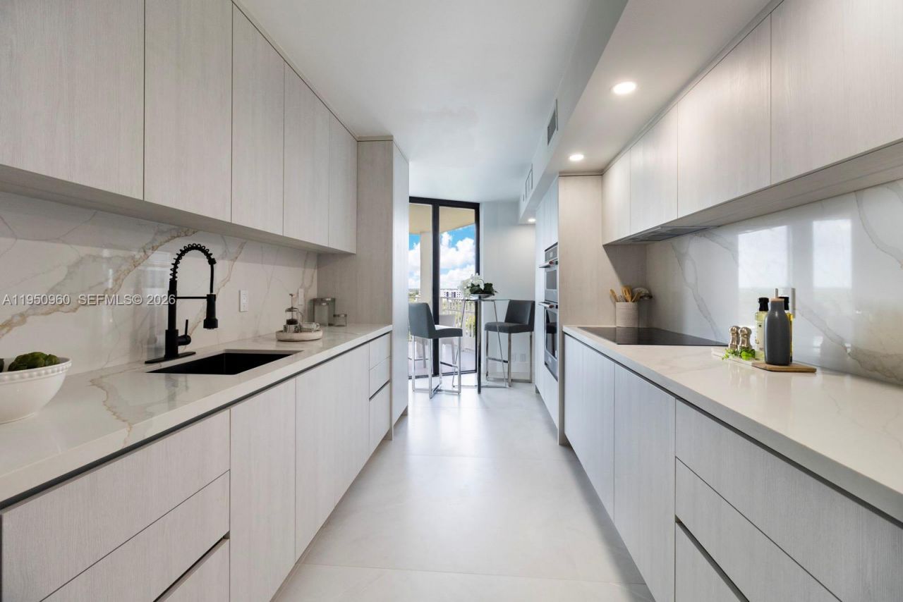 1000 NE Quayside Ter, Unit 1205, Miami, FL 33138 Photo