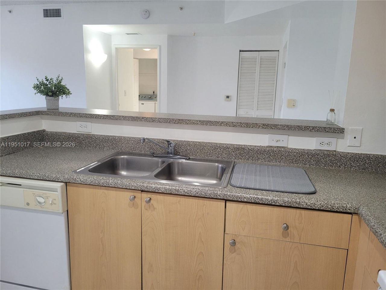 7910 N Nob Hill Rd, Unit 105, Tamarac, FL 33321 Photo