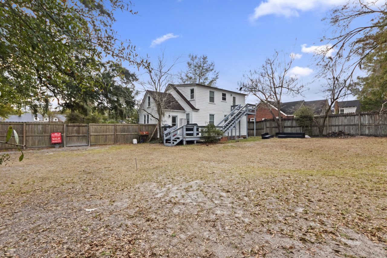 311 Warren Street Photo 17