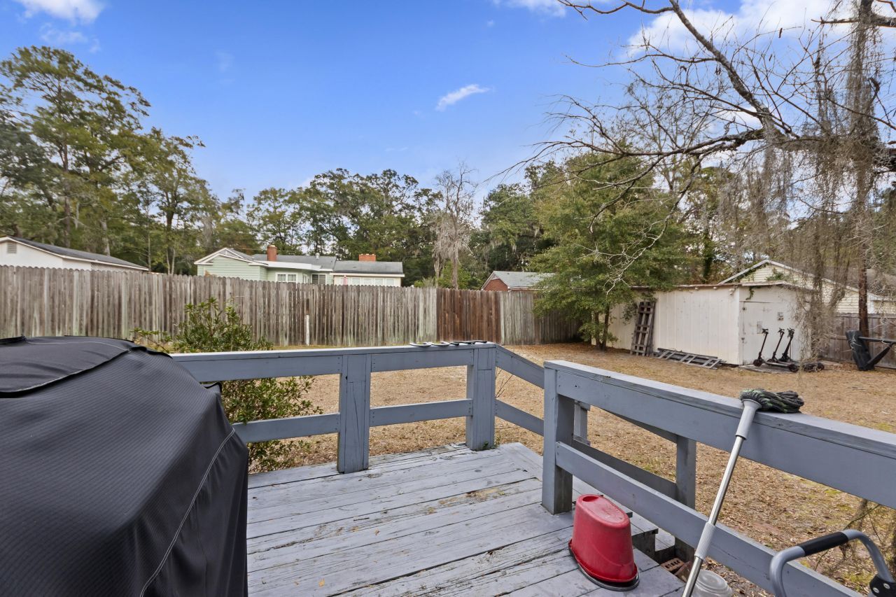 311 Warren Street Photo 18