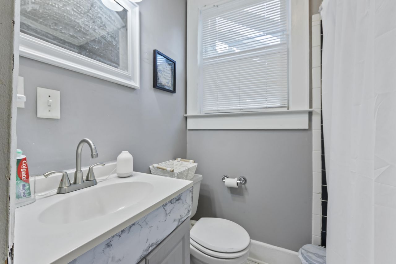 311 Warren Street Photo 22