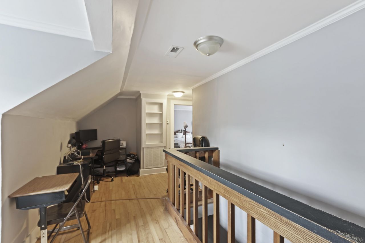 311 Warren Street Photo 25