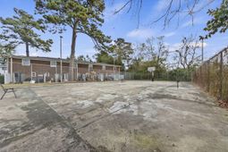 311 Warren Street photo 4