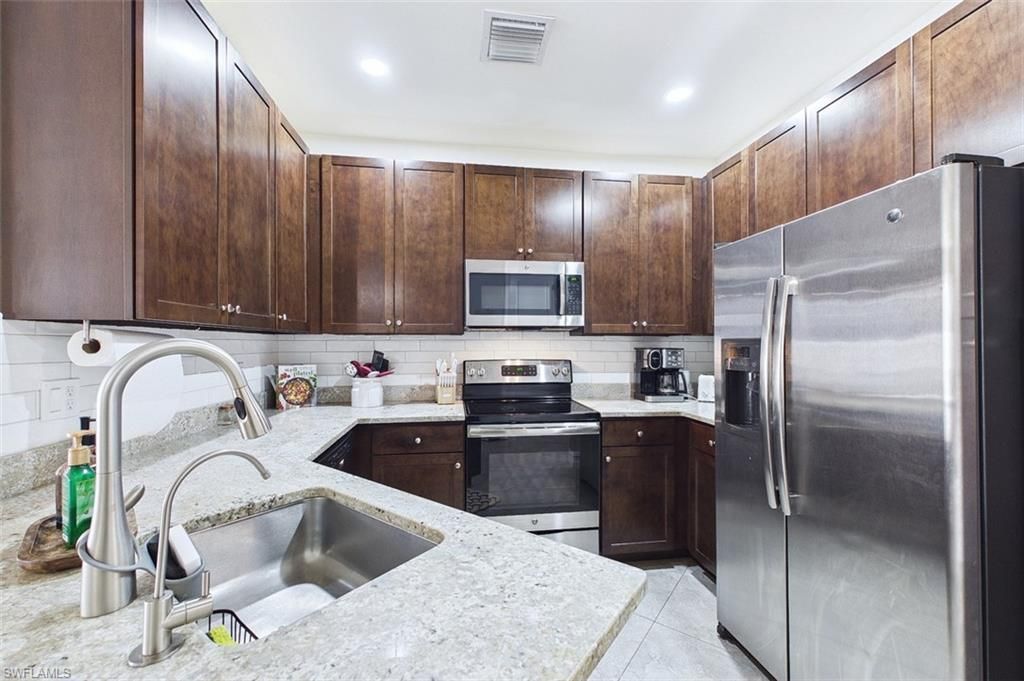 15821 Portofino Springs Blvd, Unit 102, Fort Myers, FL 33908 Photo