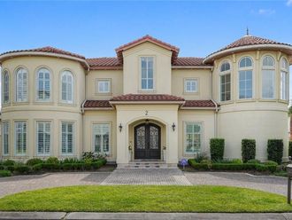 2 CYCAS Street Kenner, LA 70065