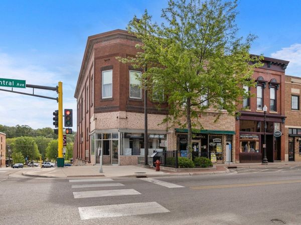 329 Central Avenue N, Faribault, MN 55021