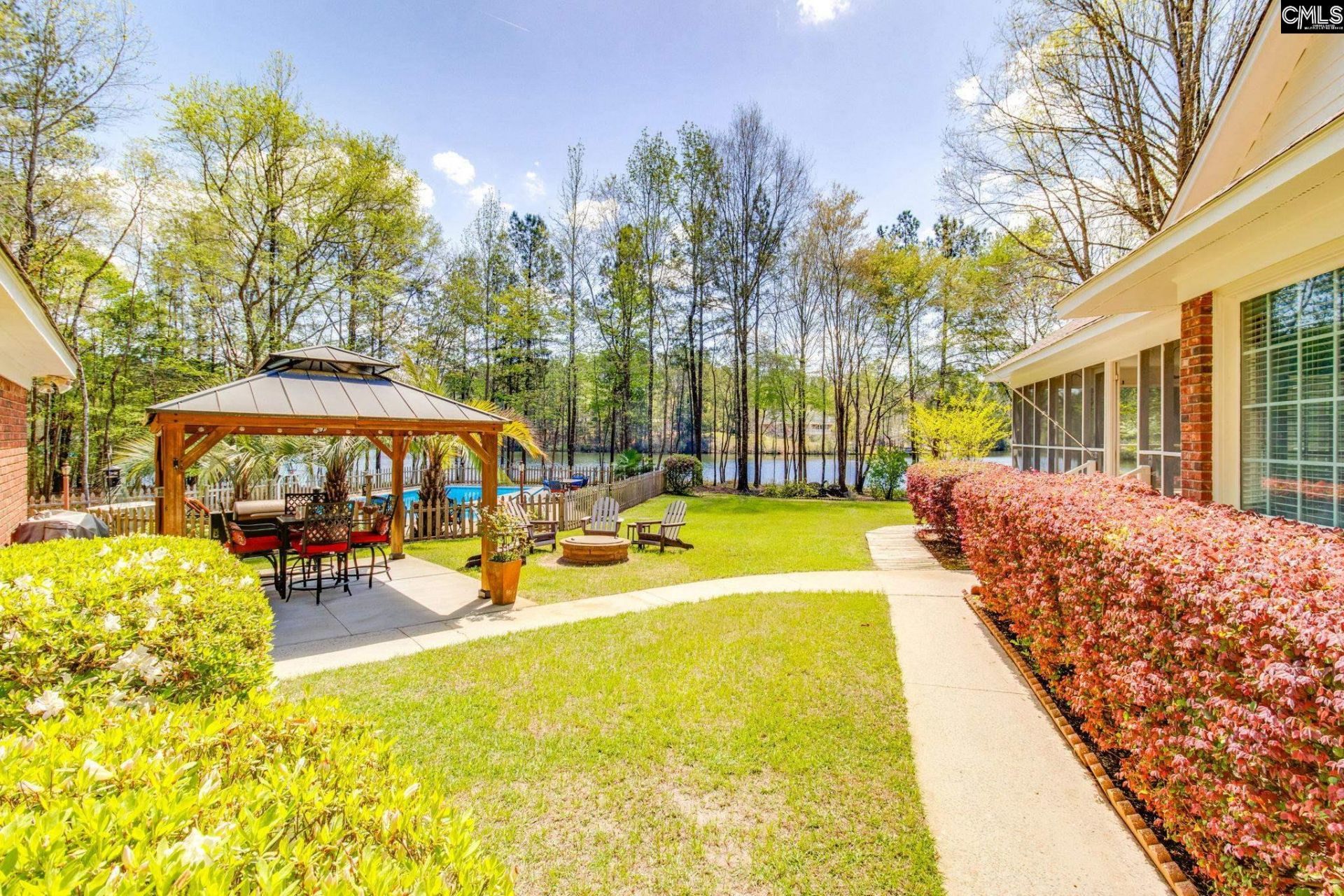 325 Derrick Lane Photo 34