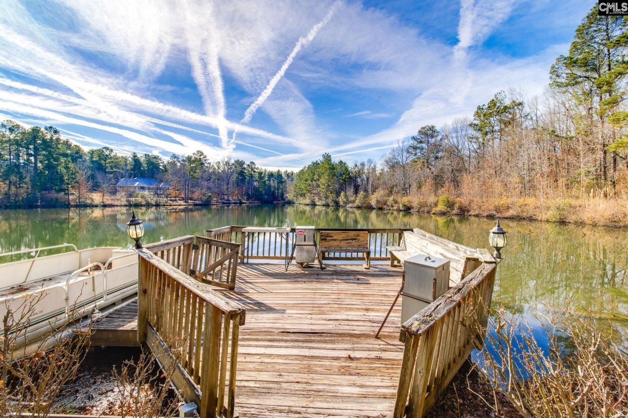 325 Derrick Lane  Photo 49