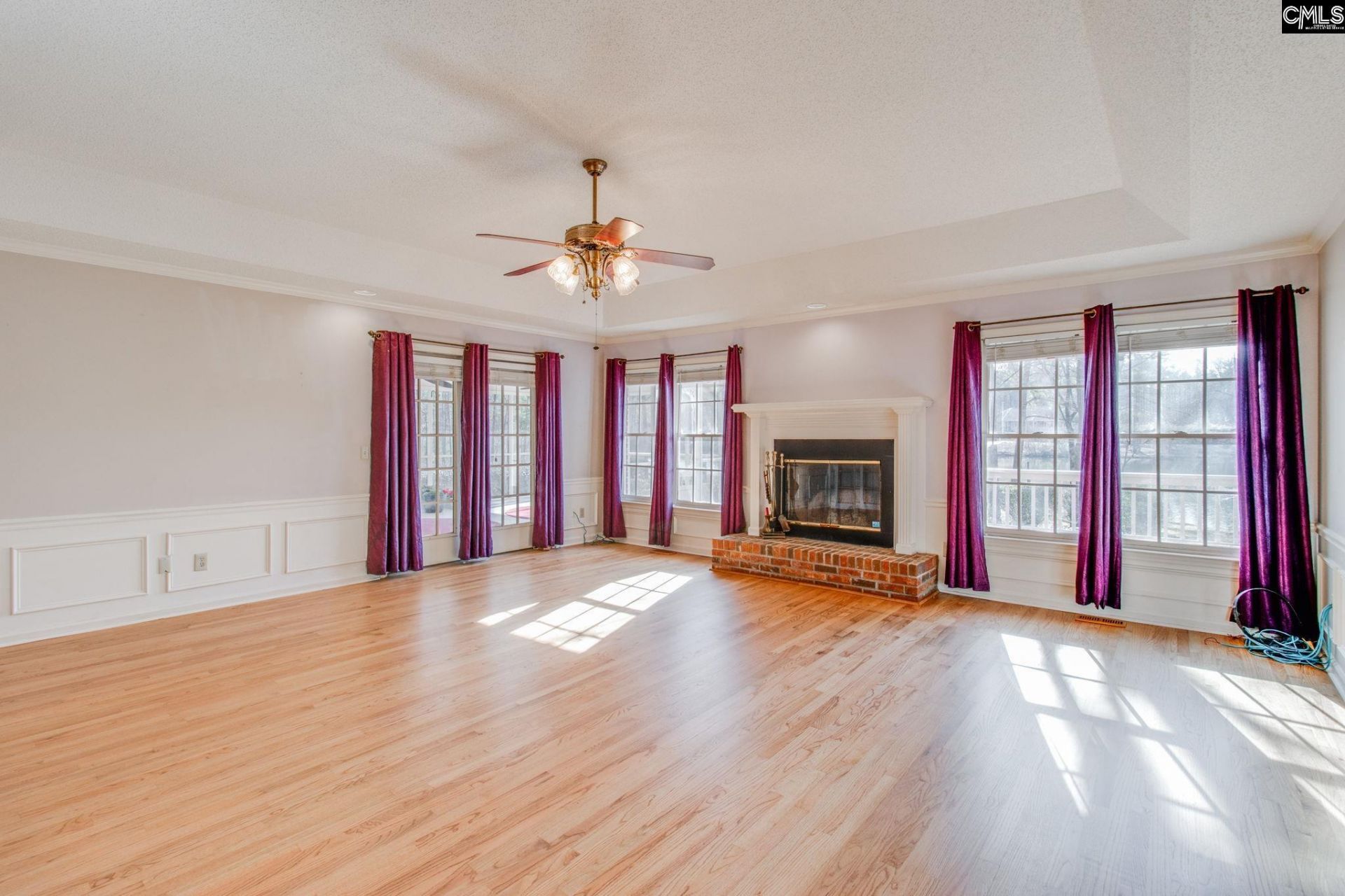 325 Derrick Lane Photo 50