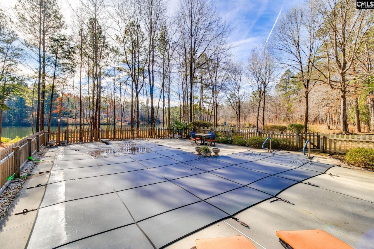 325 Derrick Lane  Photo 54