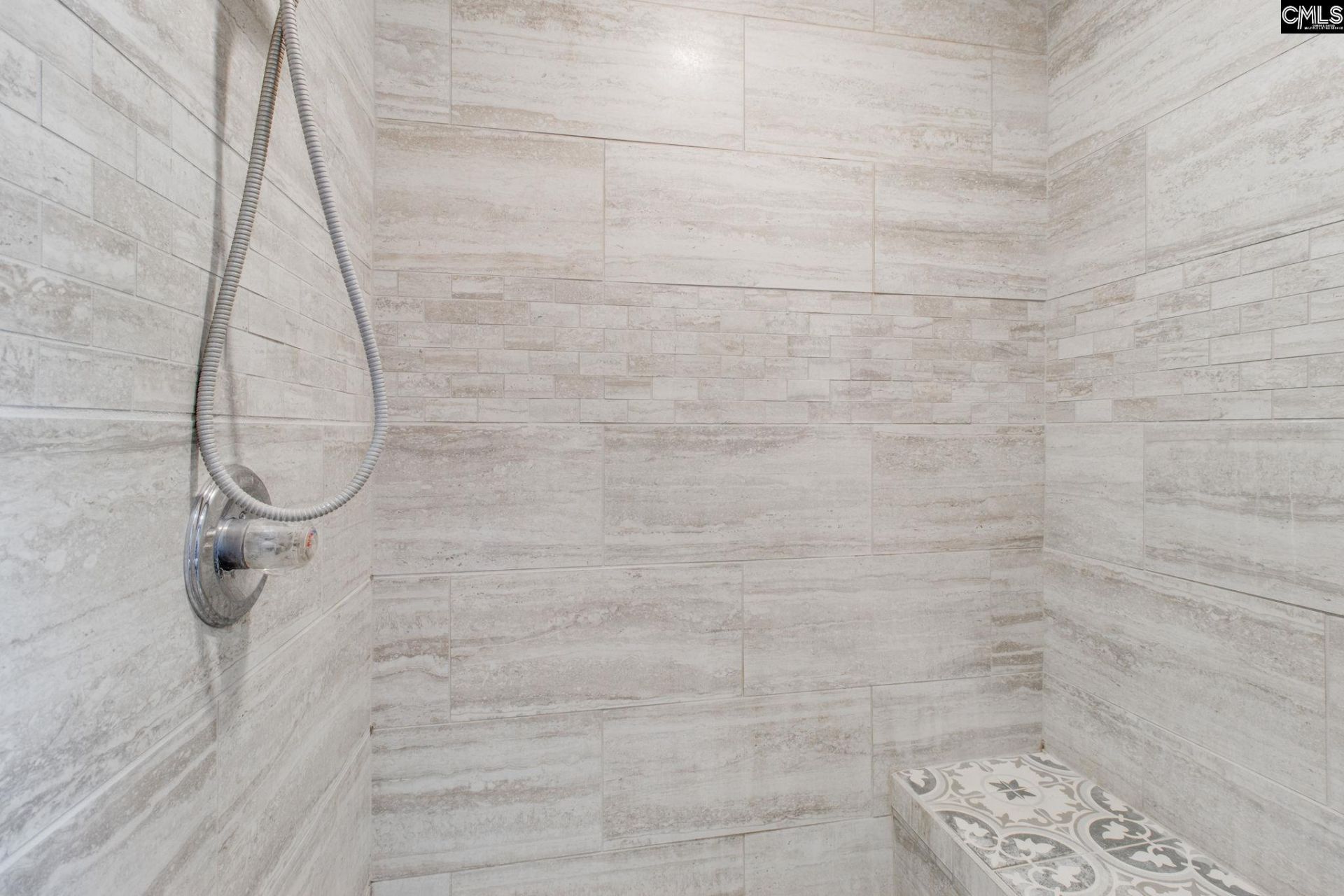 325 Derrick Lane Photo 64